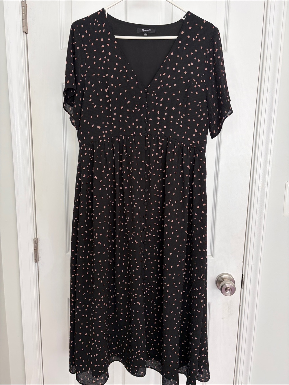 Madewell Flutter Sleeve Button Front Midi Dress in Confetti Toss